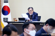 김기웅 서천군수 “국비 확보에 직접 뛰겠다” 강조…경제 활성화에 역동적 행정력 주문도