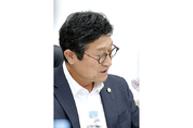이강선 서천군의회 의원, 갑질 의혹에 이어 ‘싸가지 없다’ 막말 파문 논란