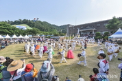 ‘한산모시문화제’ 대한민국 대표축제로 자리매김 등 21일 충남 서천군정 소식