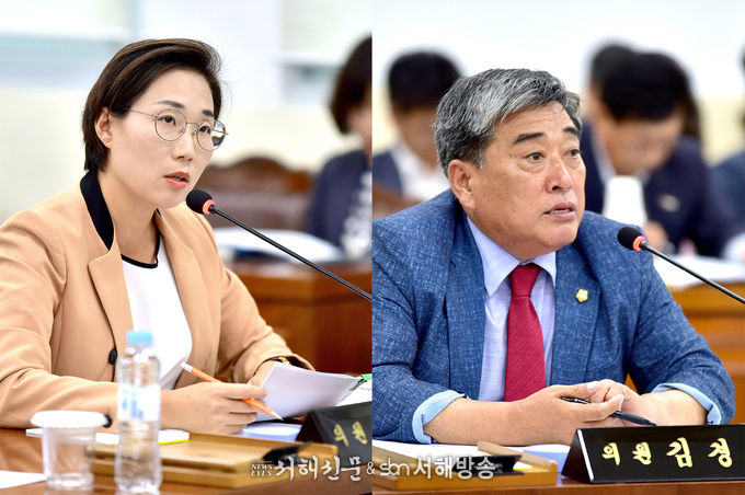 군정 질의를 하는 김아진 군의원(사진 왼쪽)과 김경제 군의원.