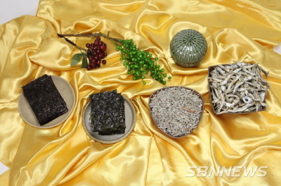 서천김