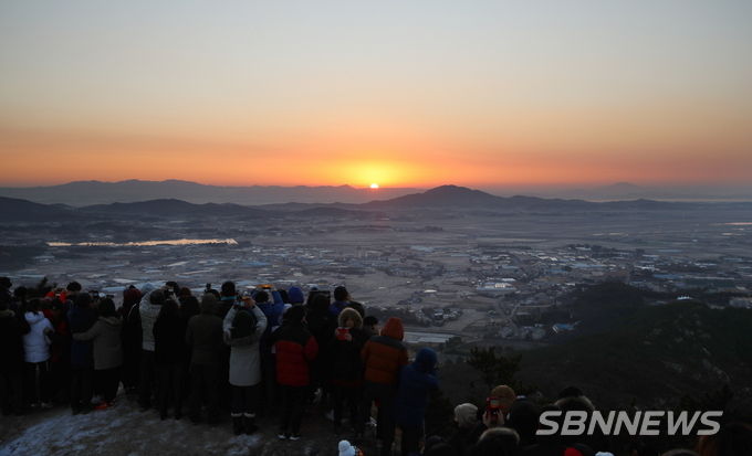백화산 해맞이 (사진=태안군)