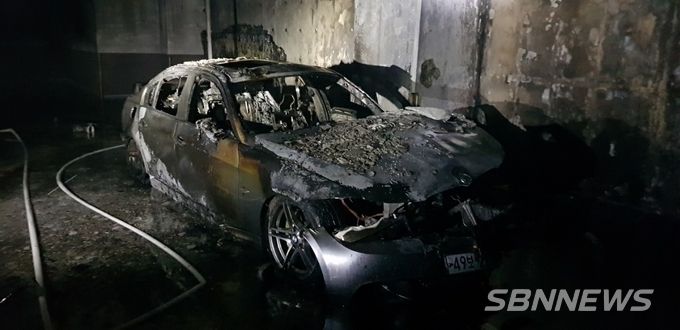 전소된 BMW (사진=천안서북소방서)