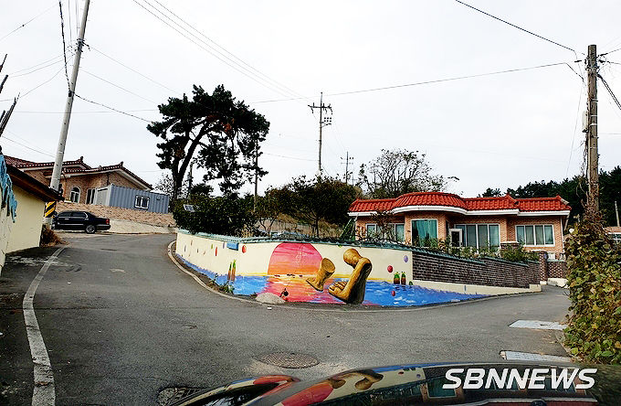 아펜젤러 순직 기념관으로 오르는 길