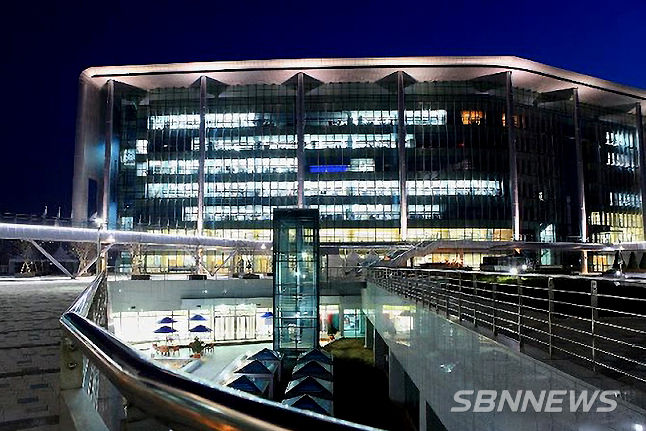 충남도청 야경.