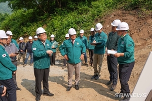 [군정 소식] 김기웅 서천군수, 산사태 복구현장 점검…“안전·신속 복구 최우선”