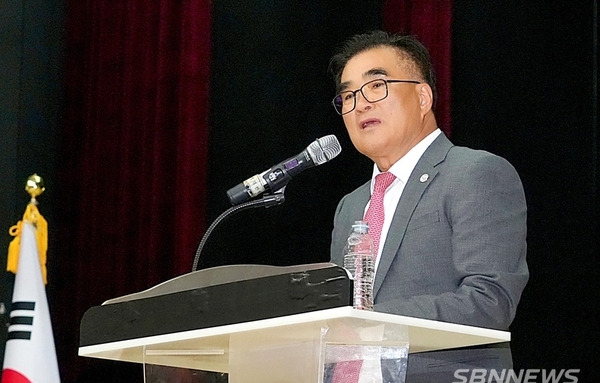 김기웅 서천군수, “금강하구, 형식적 처방보단 근본적 치료 시점”