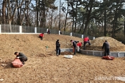 [정가 소식] 국힘 서천당협, 설맞이 반공 오열사 묘역 환경정화·참배