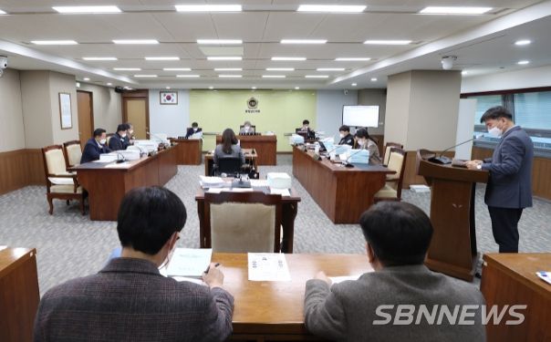 제341회 정례회 기획경제위원회 2023년도 예산안 심사