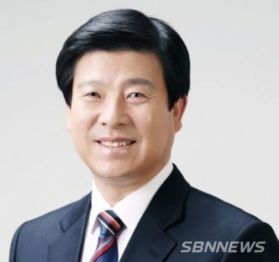 박범인 금산군수
