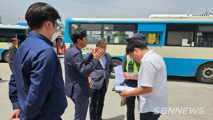 서산시는 26일 한국교통안전공단 대전세종충남본부와 합동으로 특별 점검 실시했다