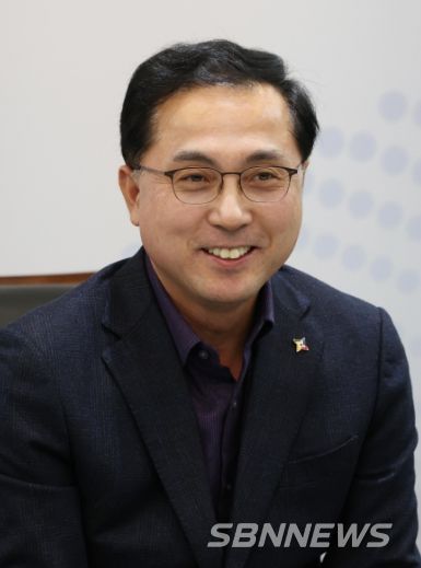 동구청장 박희조