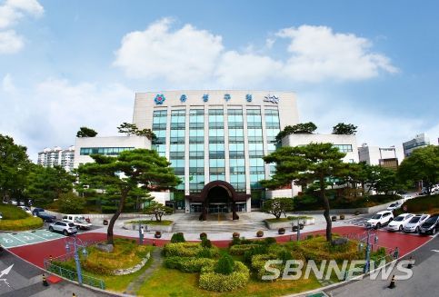 유성구 청사 전경